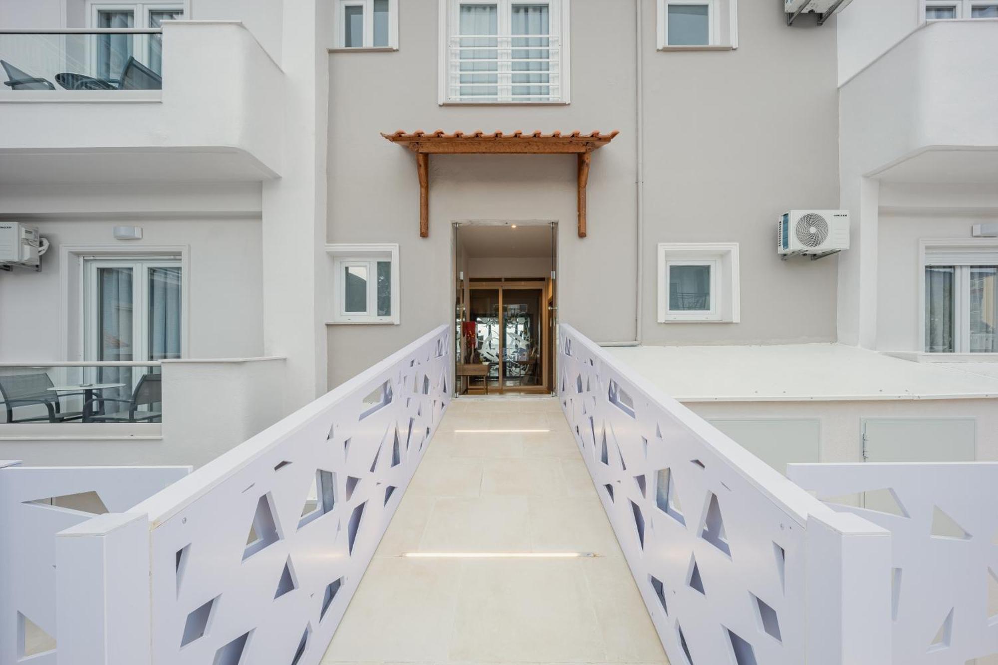 Anna Beach Suites Limenaria  Zewnętrze zdjęcie