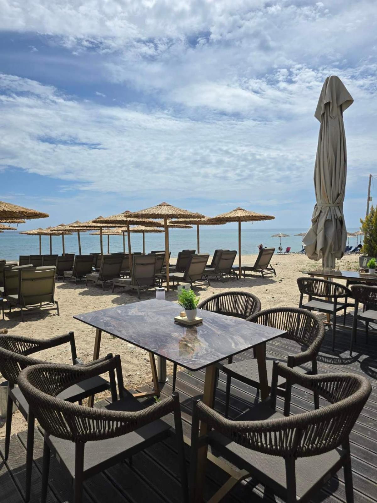 Anna Beach Suites Limenaria  Zewnętrze zdjęcie